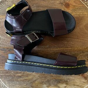 Chunky platform wedge ankle strap sandal dr. Martens voss copycat vegan pleather